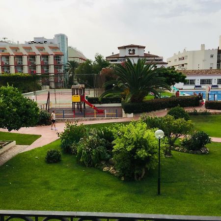 Carihuela Palace Beach Apartment Torremolinos Ngoại thất bức ảnh