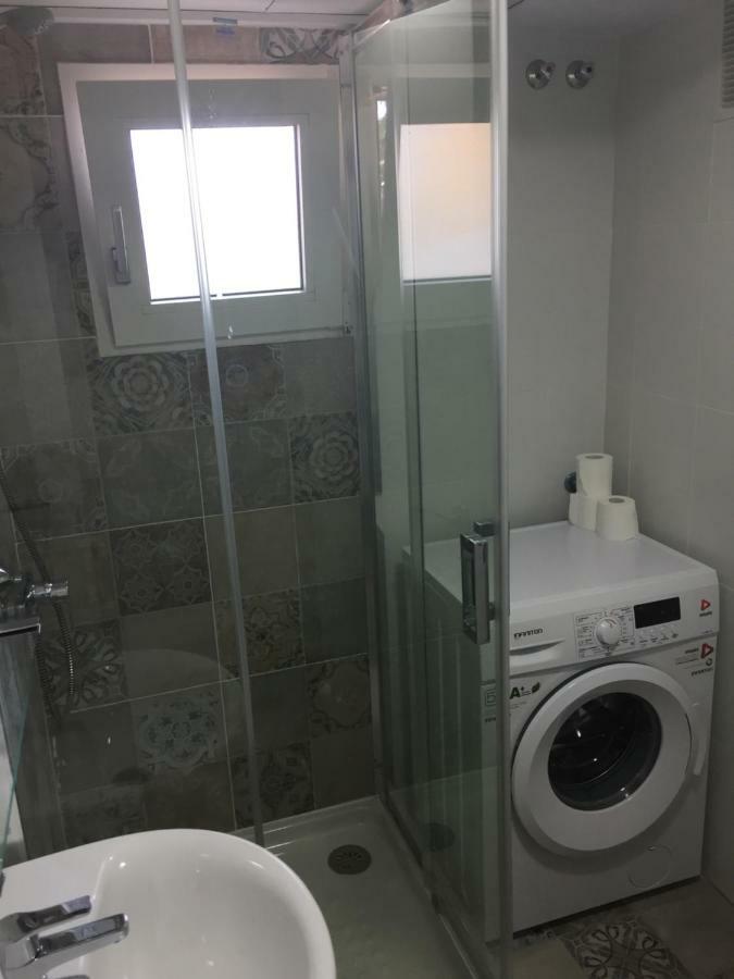 Carihuela Palace Beach Apartment Torremolinos Ngoại thất bức ảnh