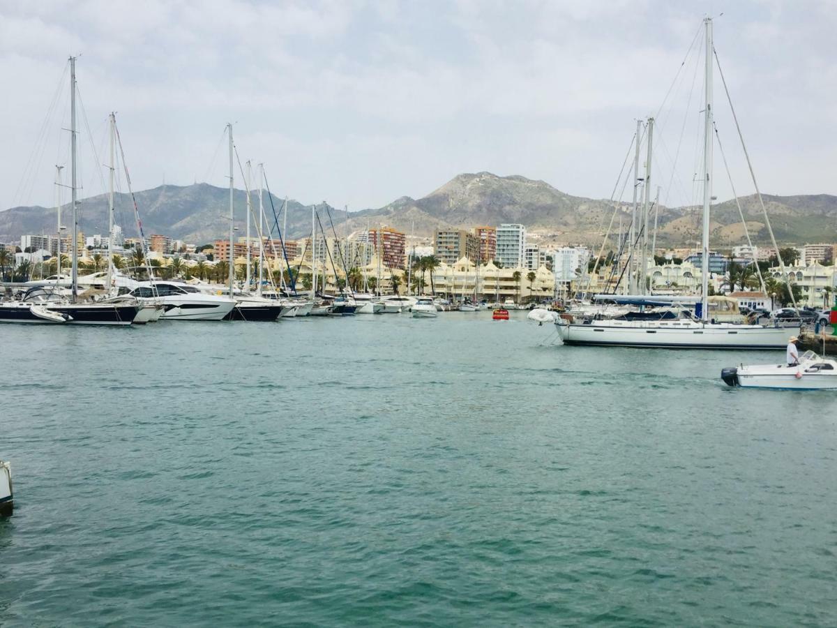 Carihuela Palace Beach Apartment Torremolinos Ngoại thất bức ảnh